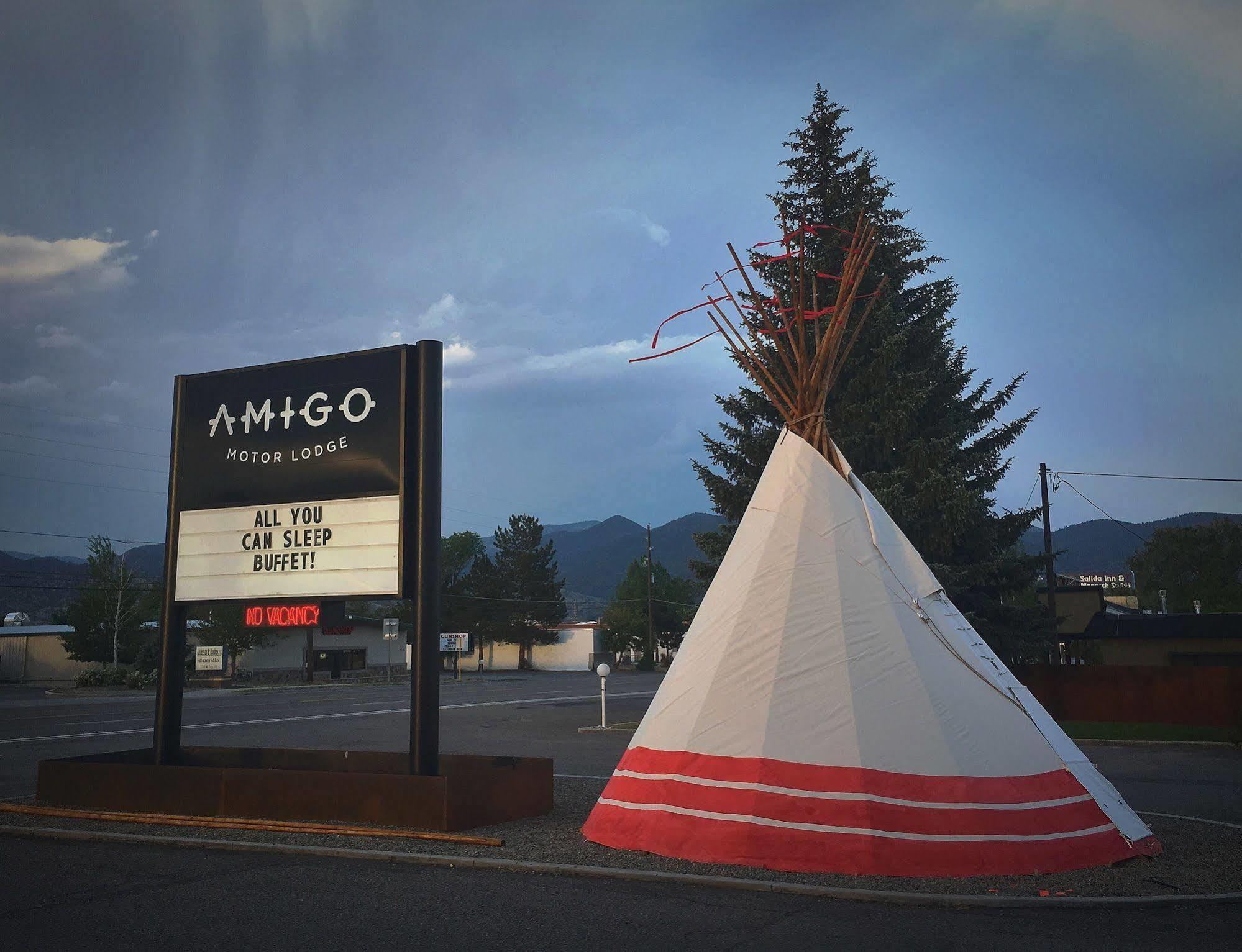 Amigo Motor Lodge Salida Bagian luar foto